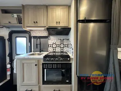 2026 Forest River RV Sunseeker LE photo 27