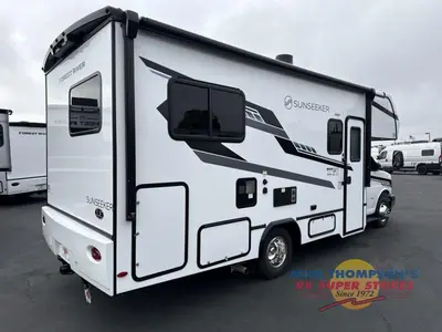 2026 Forest River RV Sunseeker LE photo 8