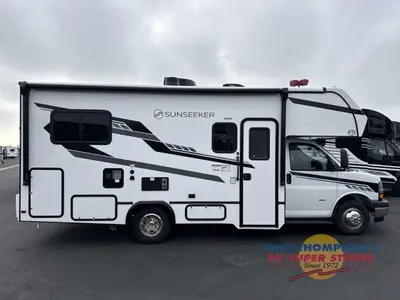 2026 Forest River RV Sunseeker LE photo 9