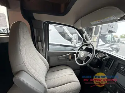 2026 Forest River RV Sunseeker LE photo 18