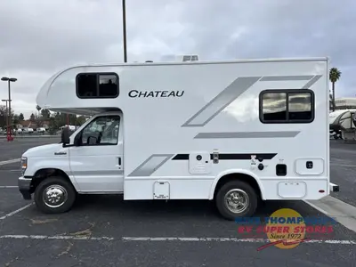 2026 Thor Motor Coach Chateau photo 12