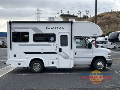 2026 Thor Motor Coach Chateau photo 16