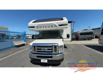 2025 Entegra Coach Odyssey photo 3