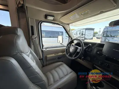 2025 Entegra Coach Odyssey photo 19