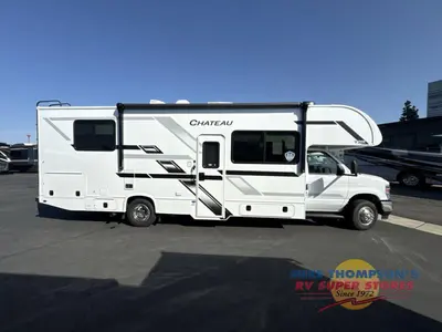 2026 Thor Motor Coach Chateau photo 16