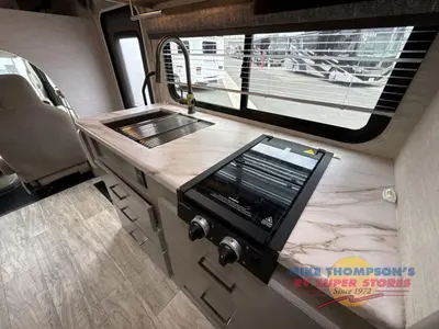 2025 Thor Motor Coach Chateau ESpec Essential photo 20