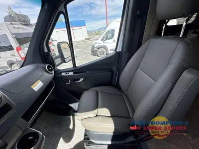 2027 Winnebago Navion photo 19