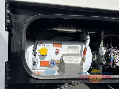 2027 Winnebago Navion photo 37
