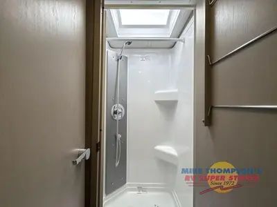 2027 Winnebago Navion photo 34