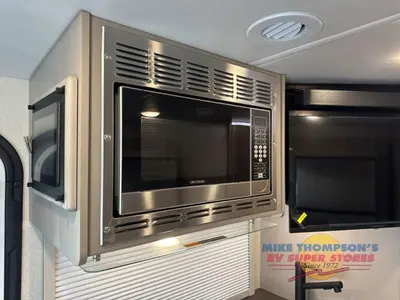 2027 Winnebago Navion photo 27