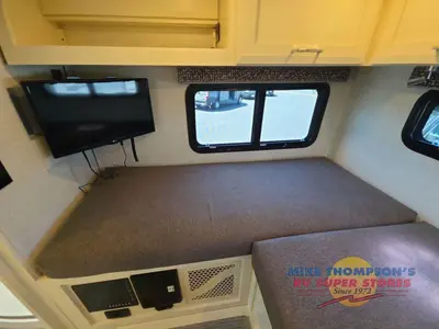 2021 Tiffin Motorhomes Wayfarer photo 36