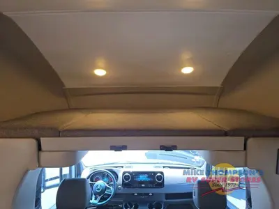 2021 Tiffin Motorhomes Wayfarer photo 21