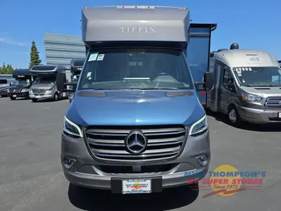 2021 Tiffin Motorhomes Wayfarer photo 10