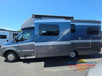 2021 Tiffin Motorhomes Wayfarer photo 5