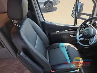 2021 Tiffin Motorhomes Wayfarer photo 19