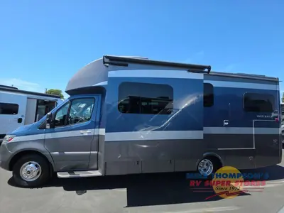 2021 Tiffin Motorhomes Wayfarer photo 12