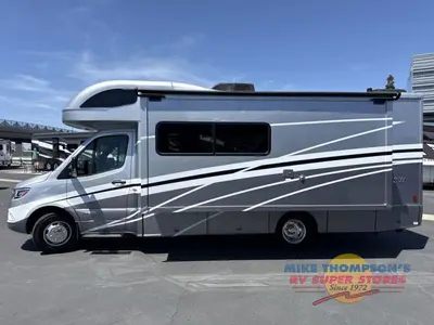 2022 Winnebago View photo 12