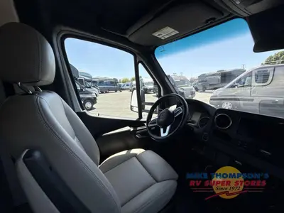 2022 Winnebago View photo 18