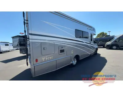 2022 Winnebago View photo 8