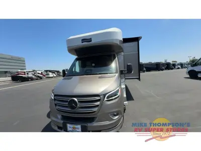 2026 Newmar Freedom Aire photo 3
