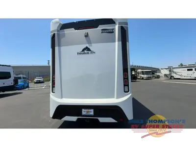2026 Newmar Freedom Aire photo 7