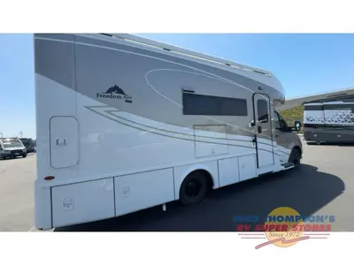 2026 Newmar Freedom Aire photo 8