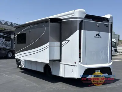 2026 Newmar Freedom Aire photo 13