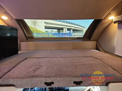 2021 Thor Motor Coach Omni photo 22
