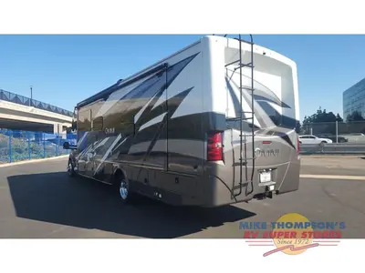 2021 Thor Motor Coach Omni photo 7