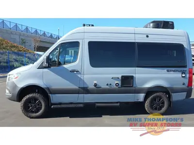 2025 Thor Motor Coach Sanctuary photo 5