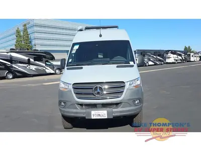 2025 Thor Motor Coach Sanctuary photo 3