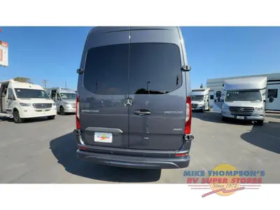 2027 Grech RV Strada-ion AWD photo 7
