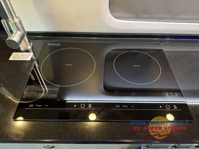 2027 Grech RV Strada-ion AWD photo 24