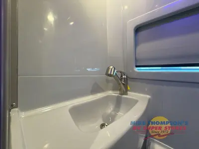 2027 Grech RV Strada-ion AWD photo 33
