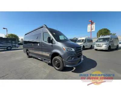 2027 Grech RV Strada-ion AWD photo 2