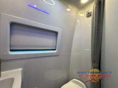 2027 Grech RV Strada-ion AWD photo 34