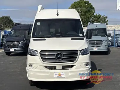 2027 Grech RV Strada-ion AWD photo 10