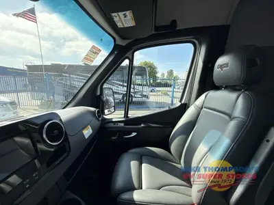 2027 Grech RV Strada-ion AWD photo 20