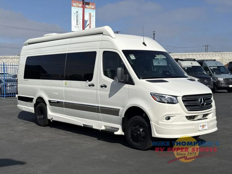 2027 Grech RV Strada-ion AWD exterior