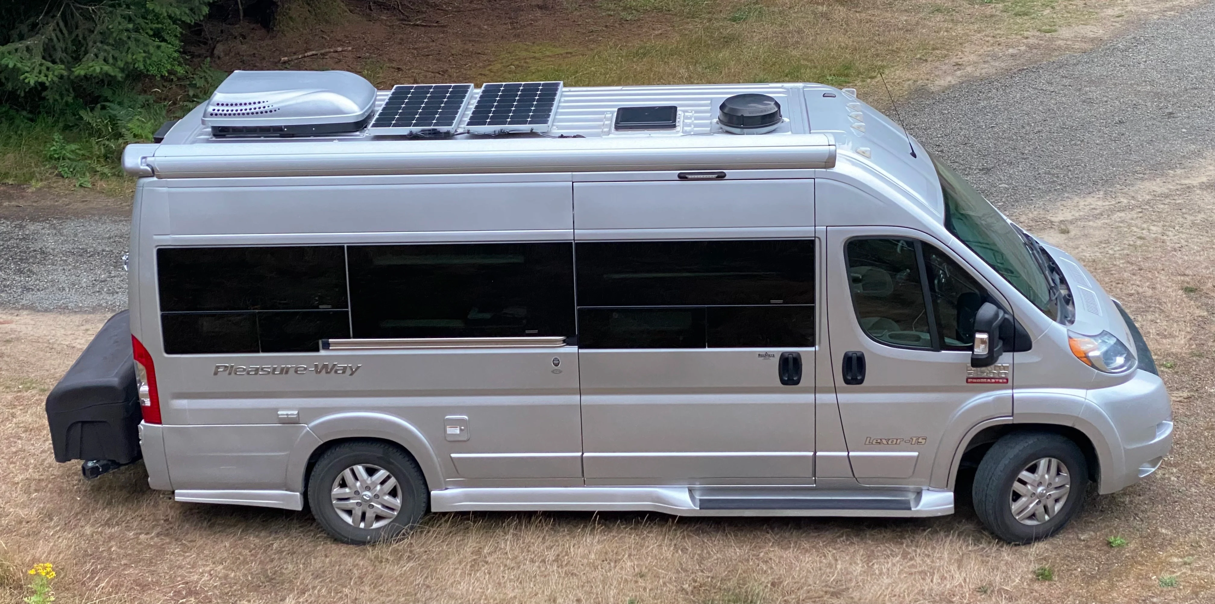 2018 PLEASURE WAY LEXOR exterior