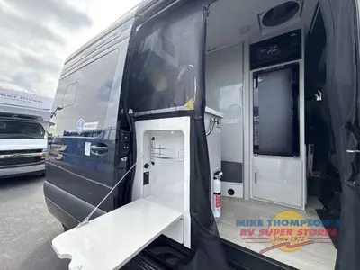 2026 Thor Motor Coach Sanctuary photo 17