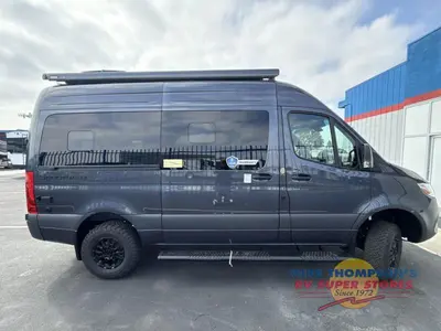2026 Thor Motor Coach Sanctuary photo 9