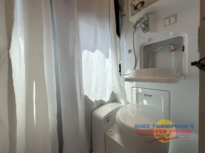 2026 Thor Motor Coach Sanctuary photo 31