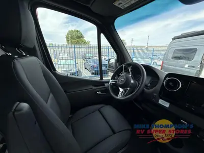 2026 Thor Motor Coach Sanctuary photo 19