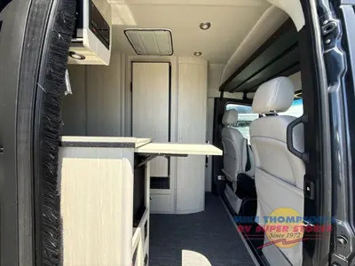 2027 Grech RV Terreno-ion AWD photo 17