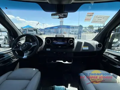 2027 Grech RV Terreno-ion AWD photo 18