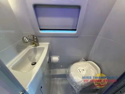2027 Grech RV Terreno-ion AWD photo 32
