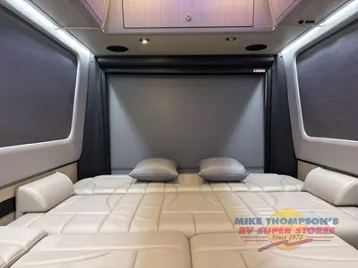 2027 Grech RV Terreno-ion AWD photo 27