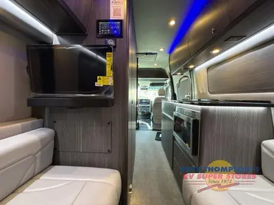2025 Grech RV Strada-ion photo 30