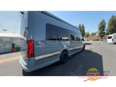 2025 Grech RV Strada-ion photo 8